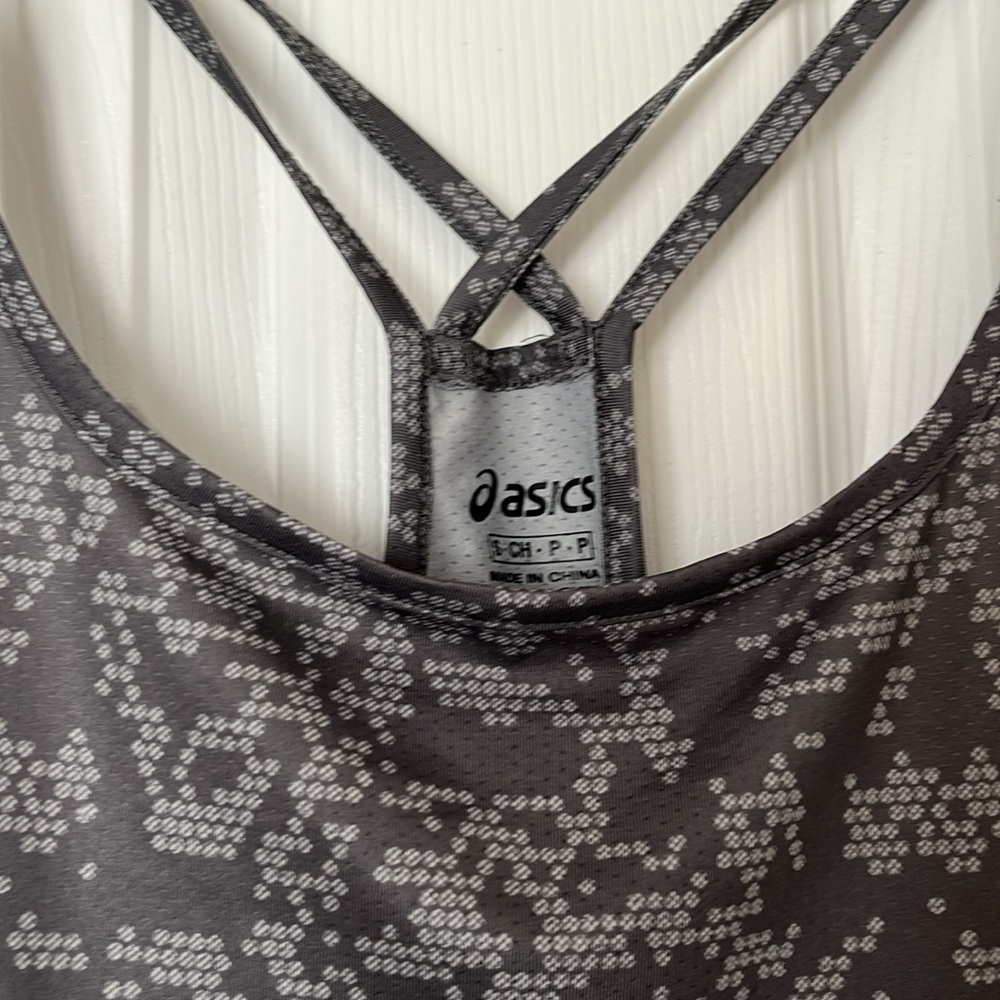 ASICS Grey Tank Top - Picture 2 of 3